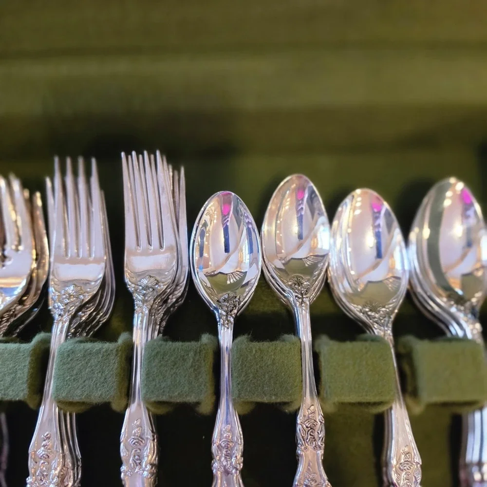 FB Rogers Vintage 52 Piece Silverplate Flatware Set With Wood Silverware Chest